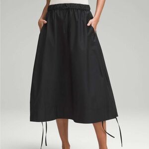 Lululemon Black Midi Skirt w Tie Detail